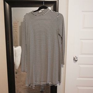 Stripped Crew Neck Dress